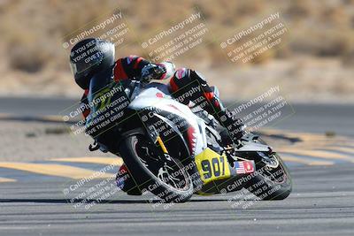 media/Jan-10-2025-CVMA Friday Practice (Fri) [[489e0da257]]/Group 4 and Trackday/Session 4 (Turn 16)/